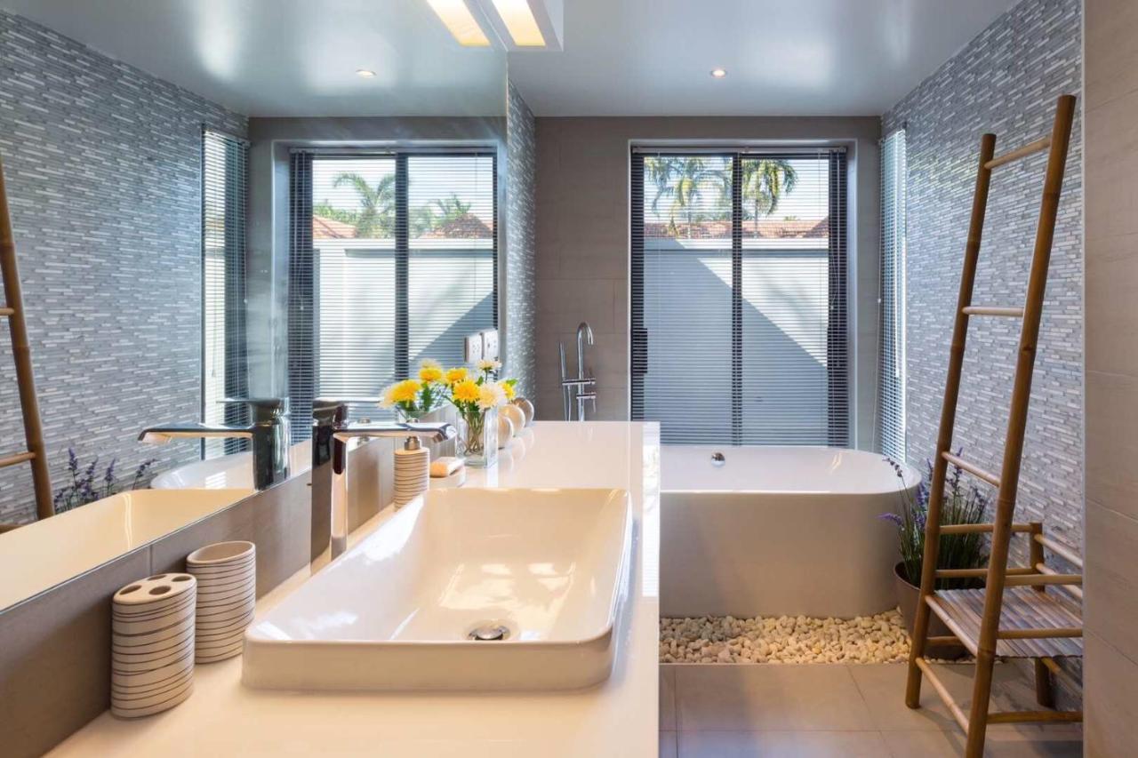 Villa Crystal Two-Bedroom Private Pool Villa Phuket Exterior photo