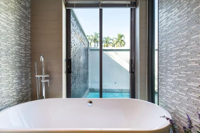 Villa Crystal Two-Bedroom Private Pool Villa Phuket Exterior photo